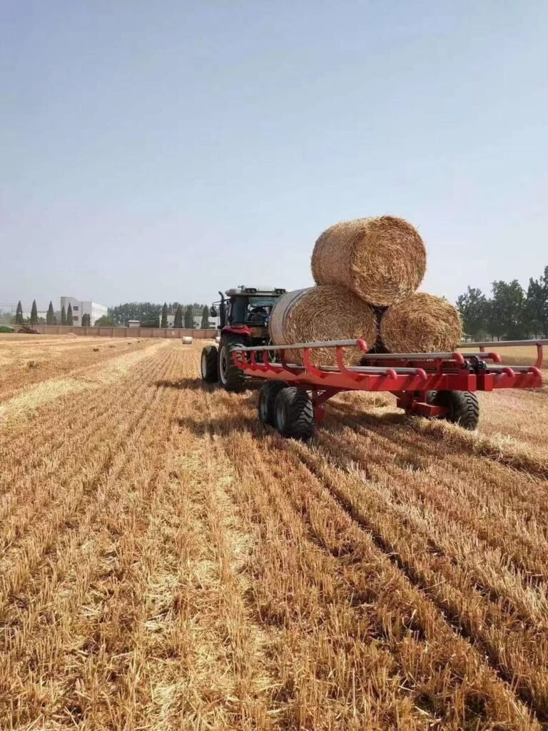 Grass bale collection vehicle - XINLIAN